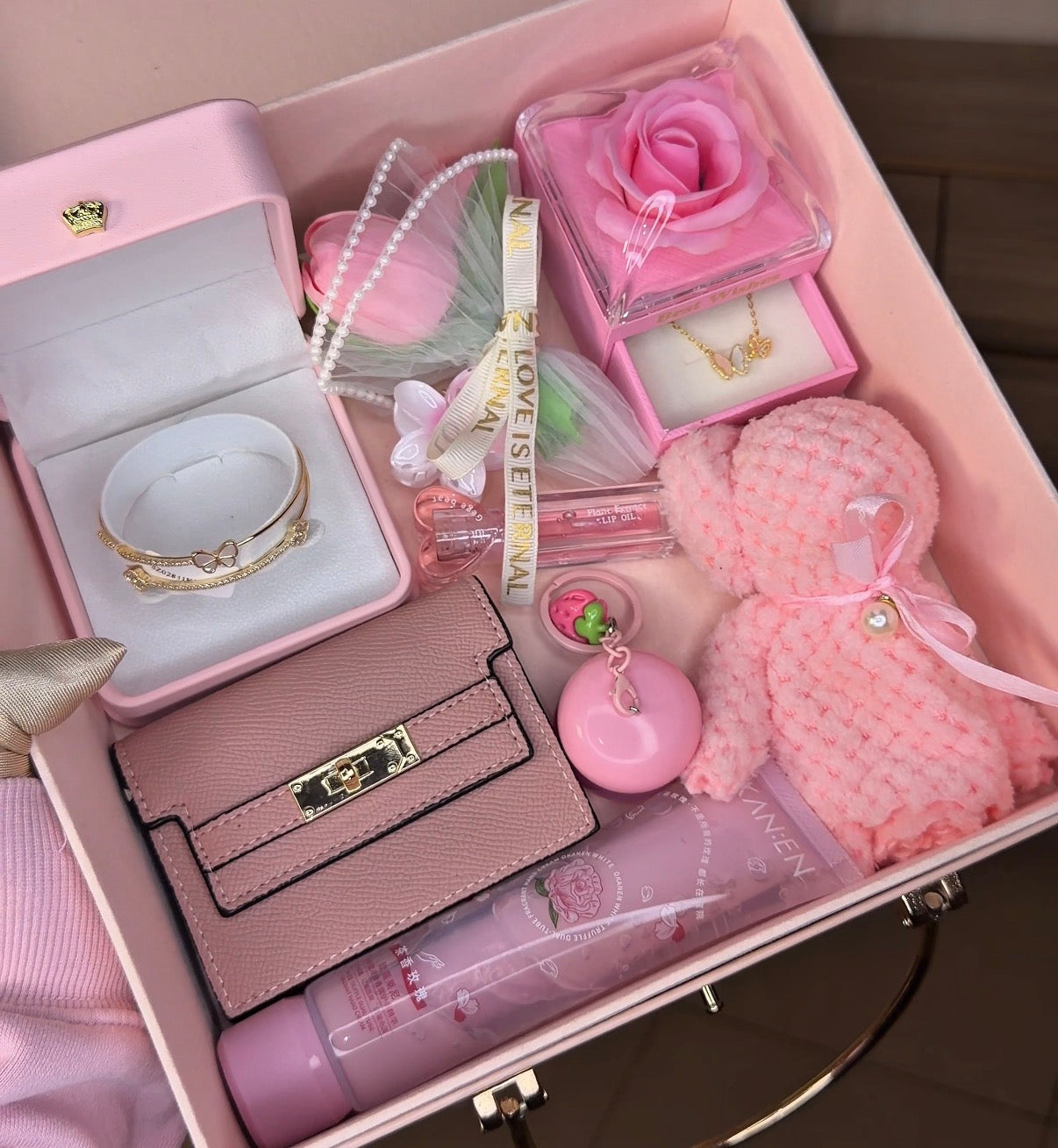 Pink Reverie Gift Case
