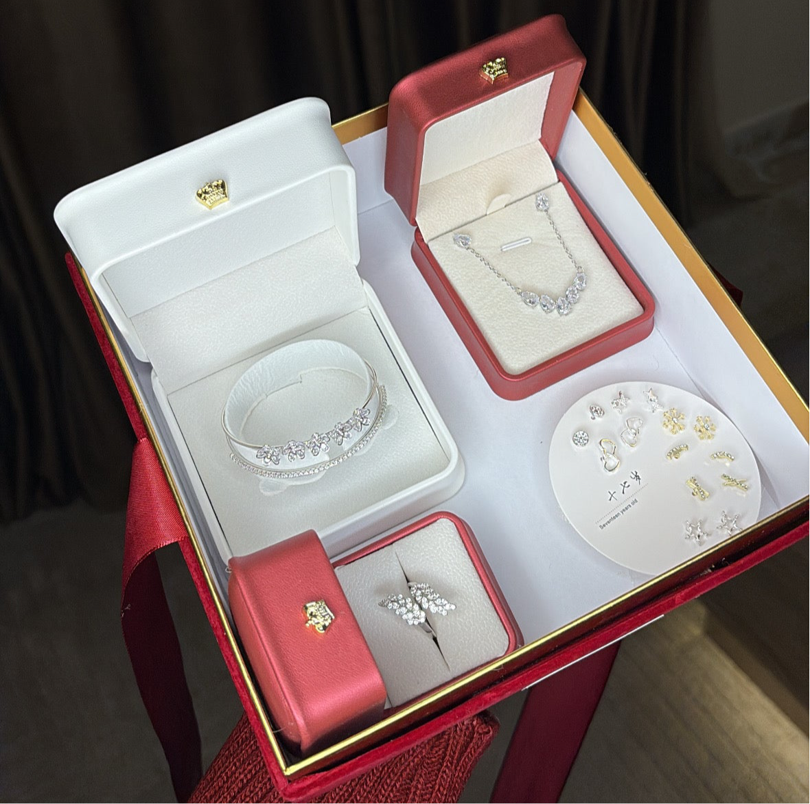 The Crimson Whisper Box ๐น