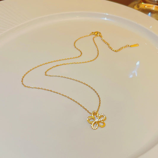 Floral Pendant