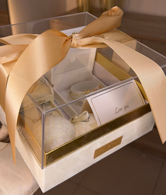 Golden Fearless Gift Box ✨💛