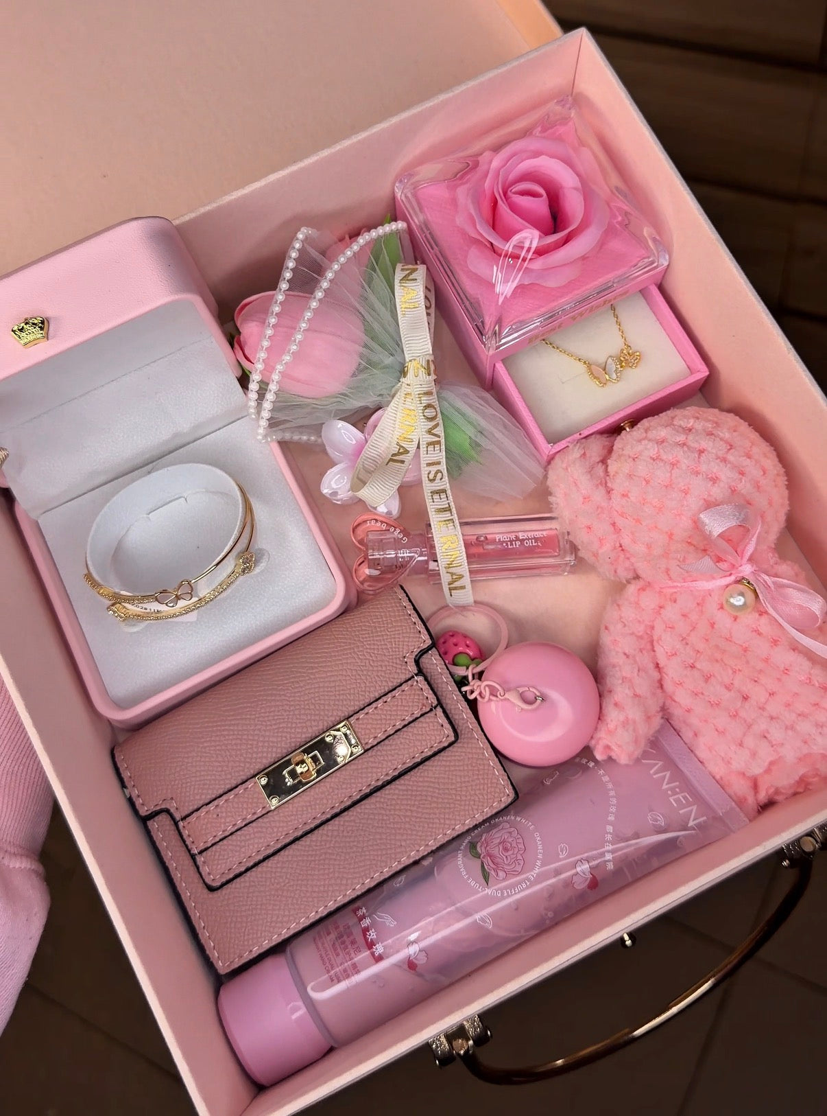 Pink Reverie Gift Case