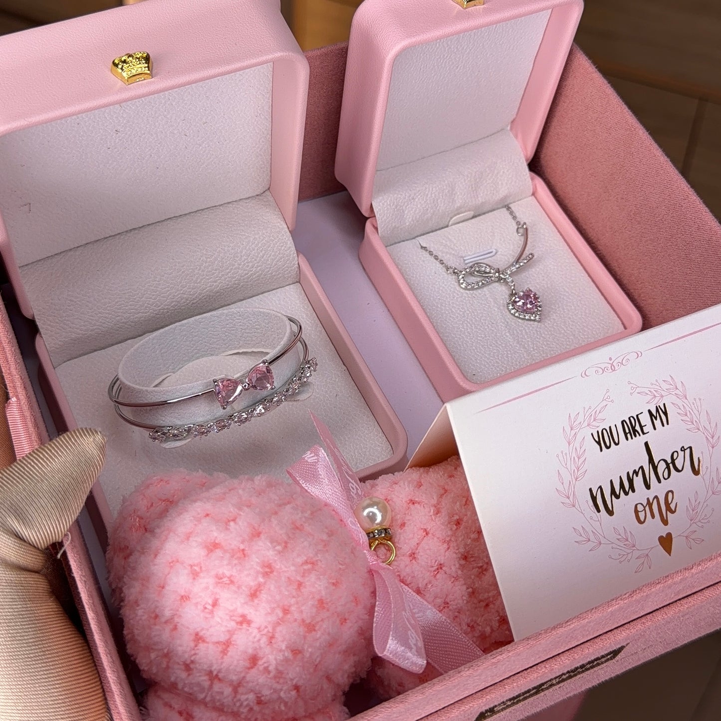 Blush Luxury Gift Box 🎀✨