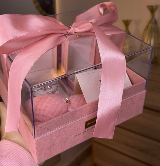 Blush Luxury Gift Box 🎀✨