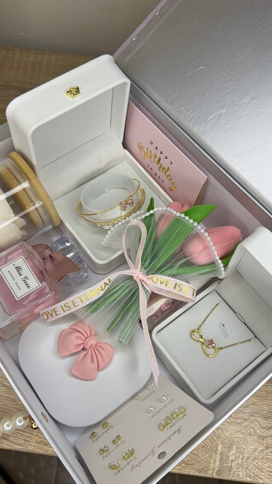 Pearl Promise Gift Box