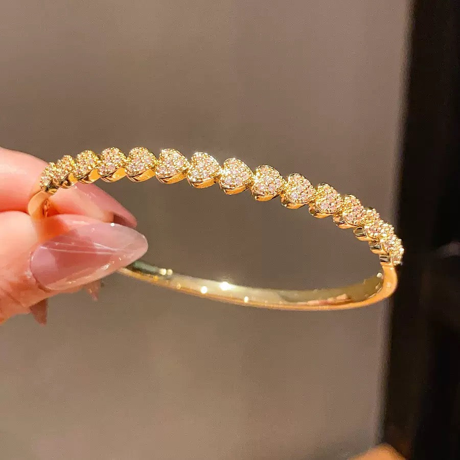 Infinite Hearts Bracelet